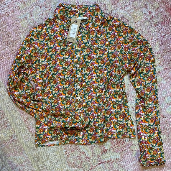 SOLD - Fantasia Button Up Blouse - Picture 4 of 5